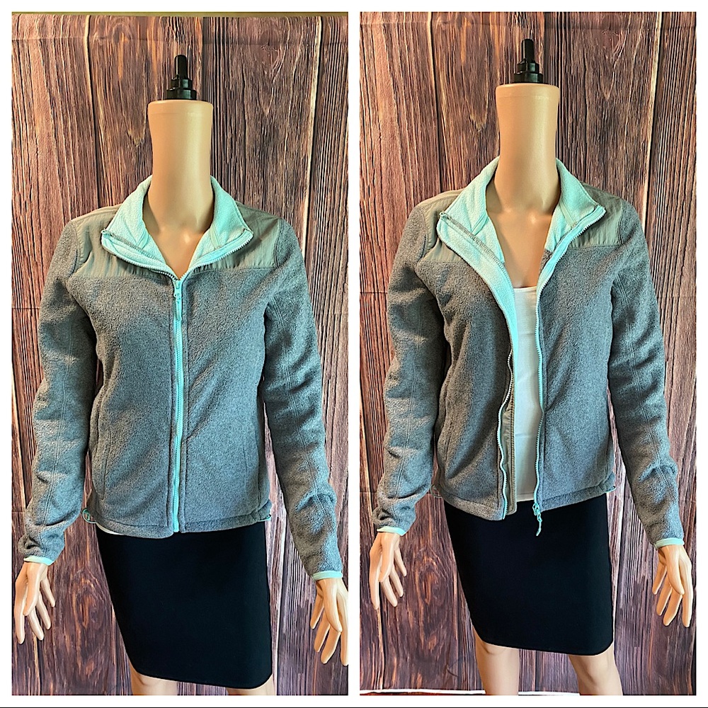 Prince & Fox size small gray & light sky blue warm fleece jacket